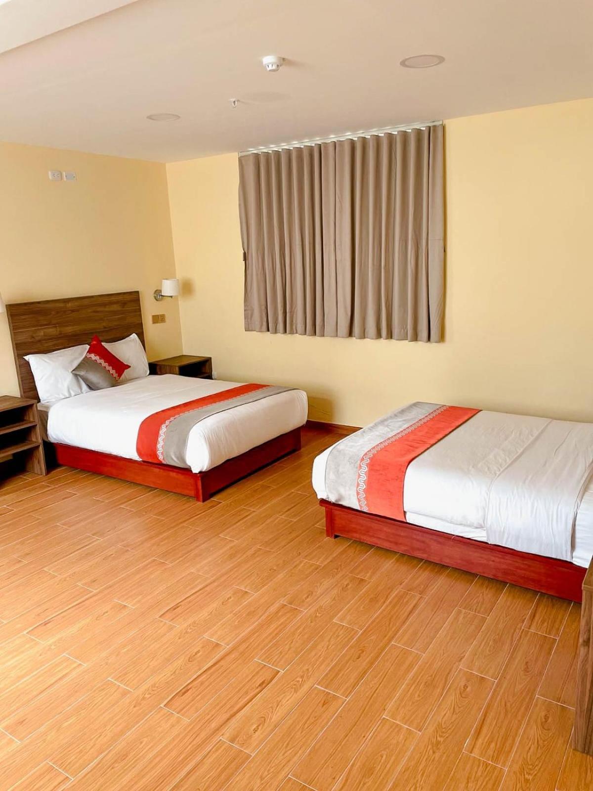 Sm Hotel Plus Lima Exteriér fotografie